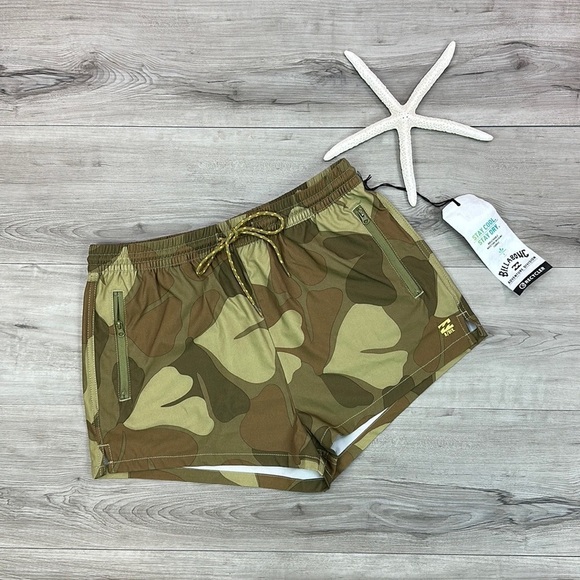 ☀️BILLABONG☀️ ADVENTURE SHORT - Picture 2 of 12